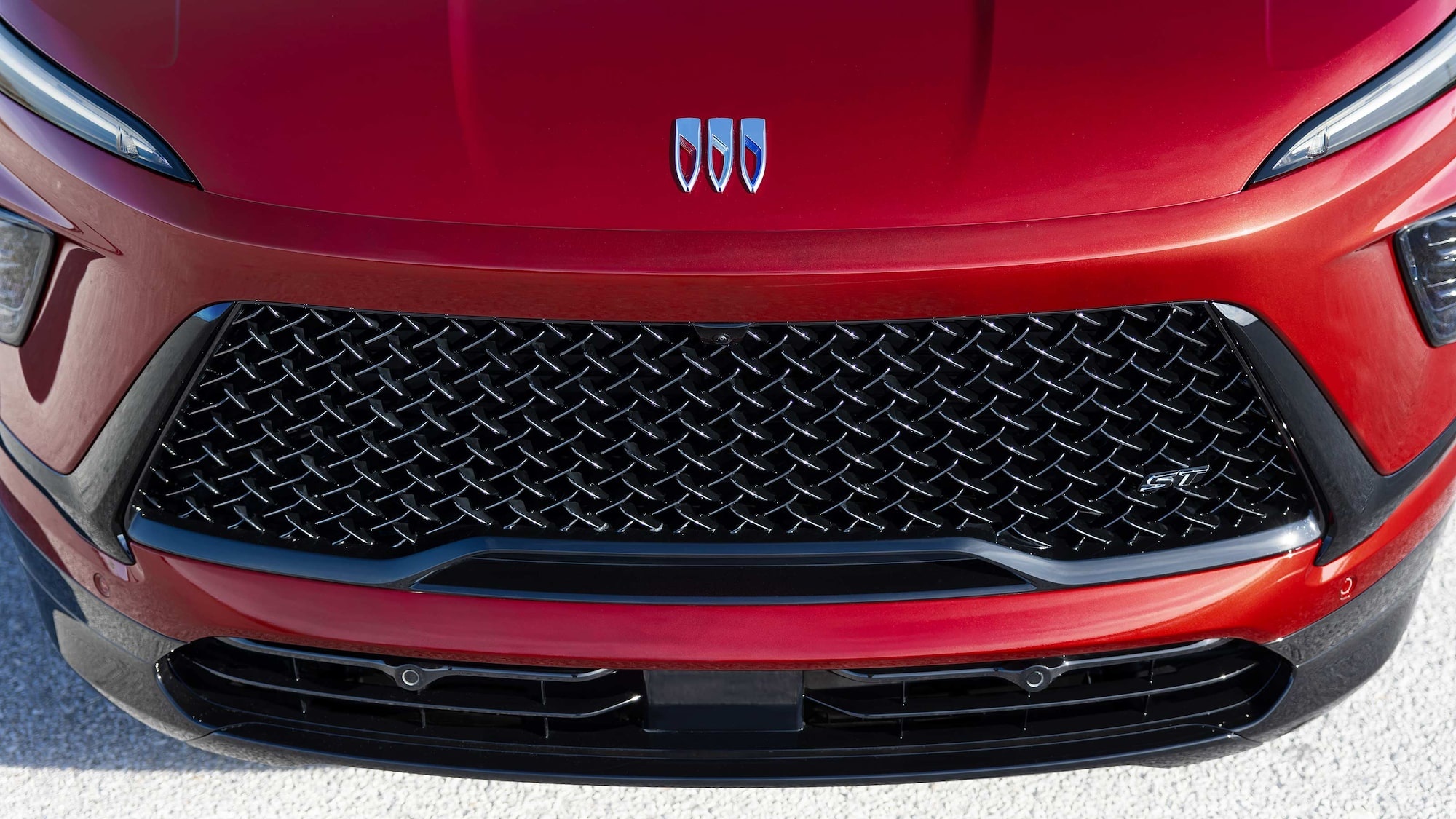 2026 Buick Enclave S Elevate every drive with signature style