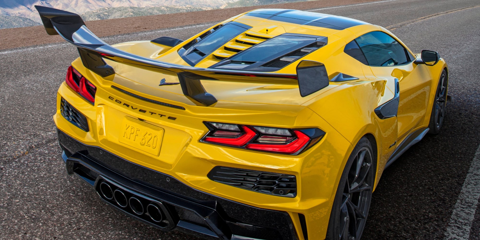 2026 Chevrolet Corvette ZR1 Carbon fiber components