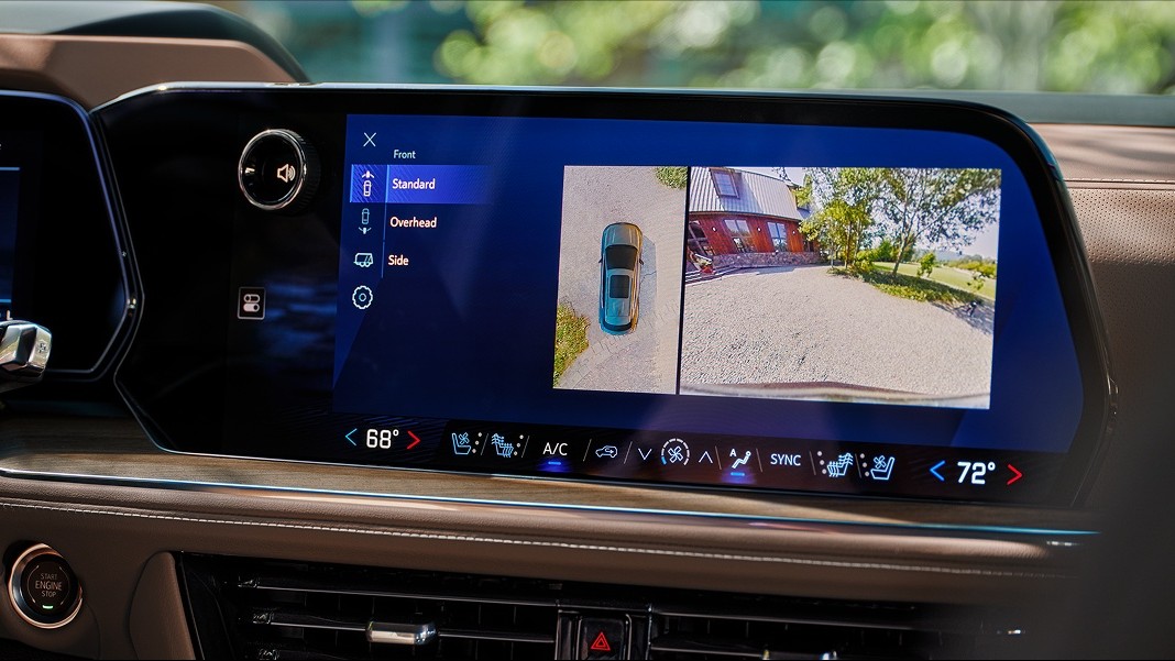 2026 Chevrolet Tahoe Class-leading 15-inch diagonal Head-Up Display 