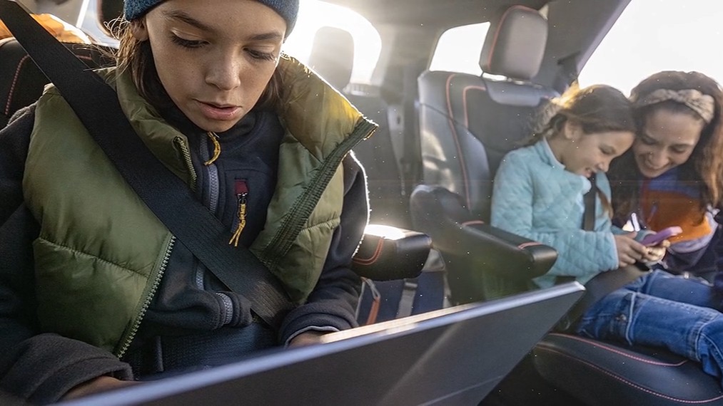 2026 Ford Explorer Ford Connectivity Package 