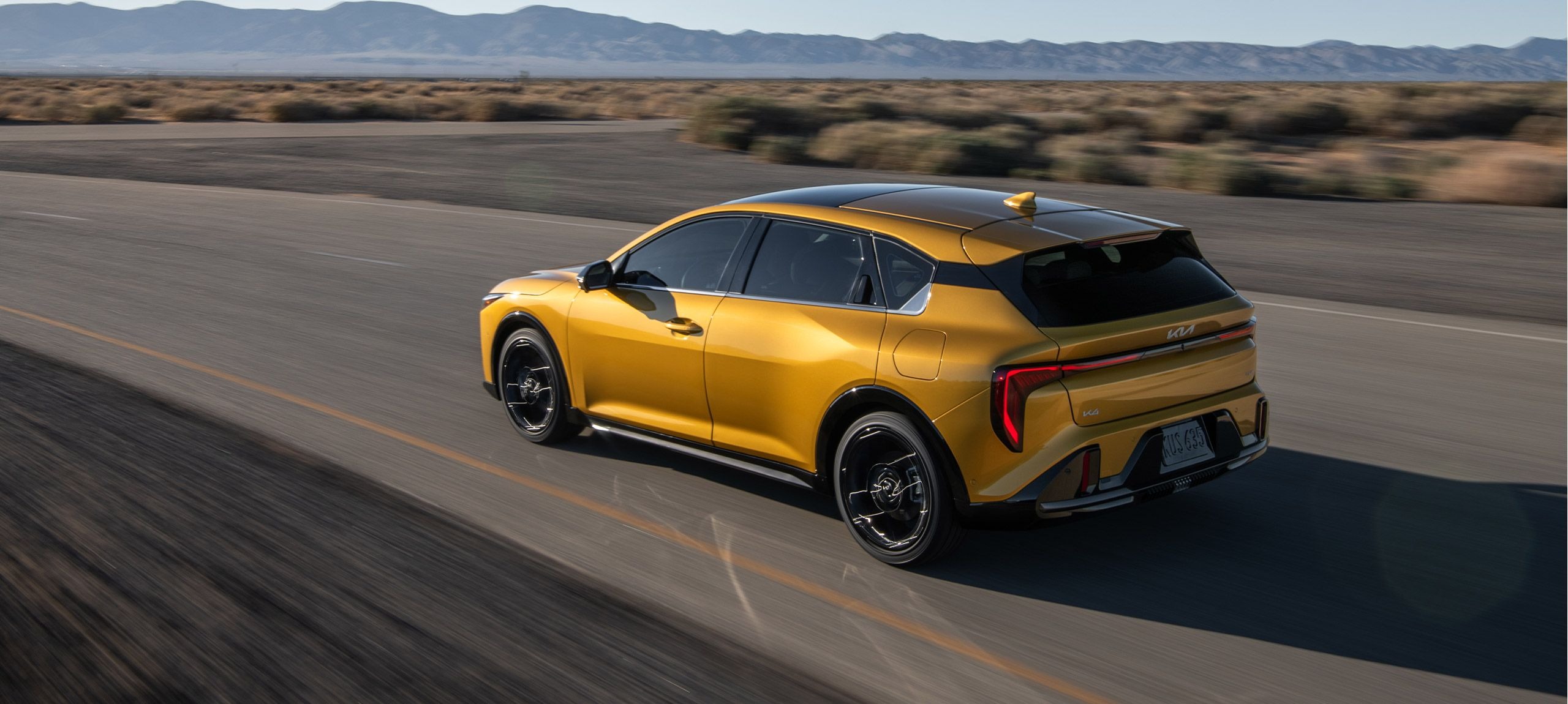 2026 Kia Hatchback Sport-Tuned Multi-Link Rear Suspension 