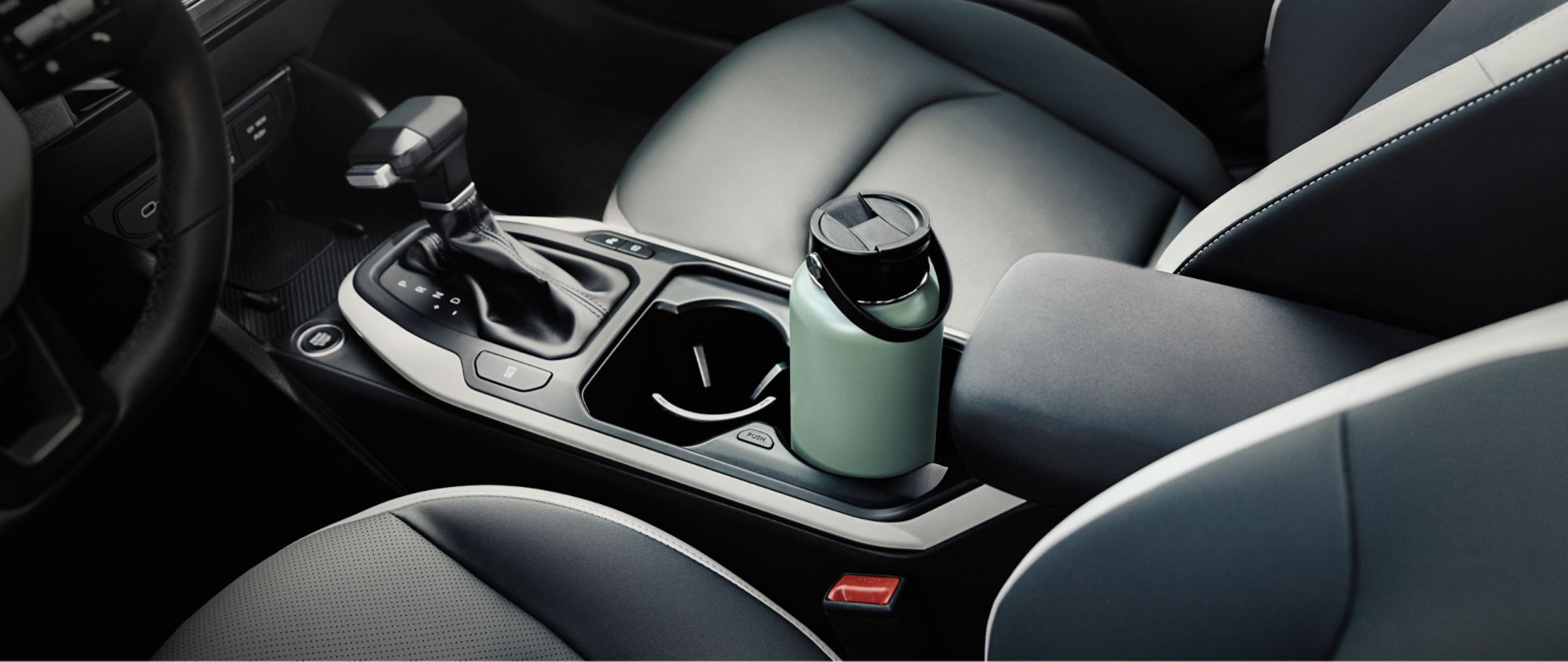 2026 Kia K4 Adaptable Center Console 