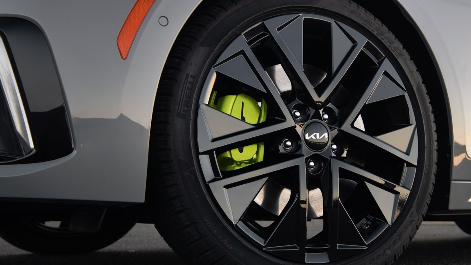 2026 Kia K5 Pirelli Tires