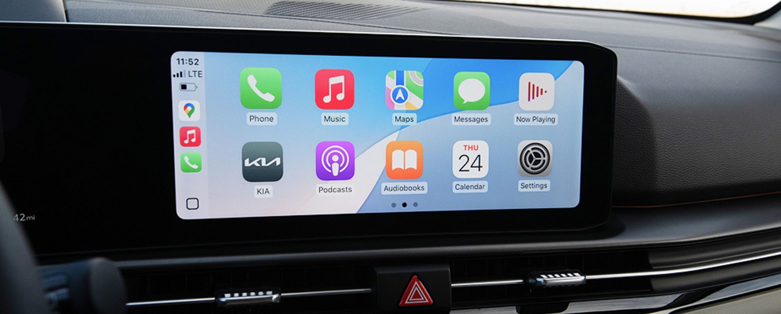 2026 Kia Sportage Hybrid Maps, Apps, & Music 