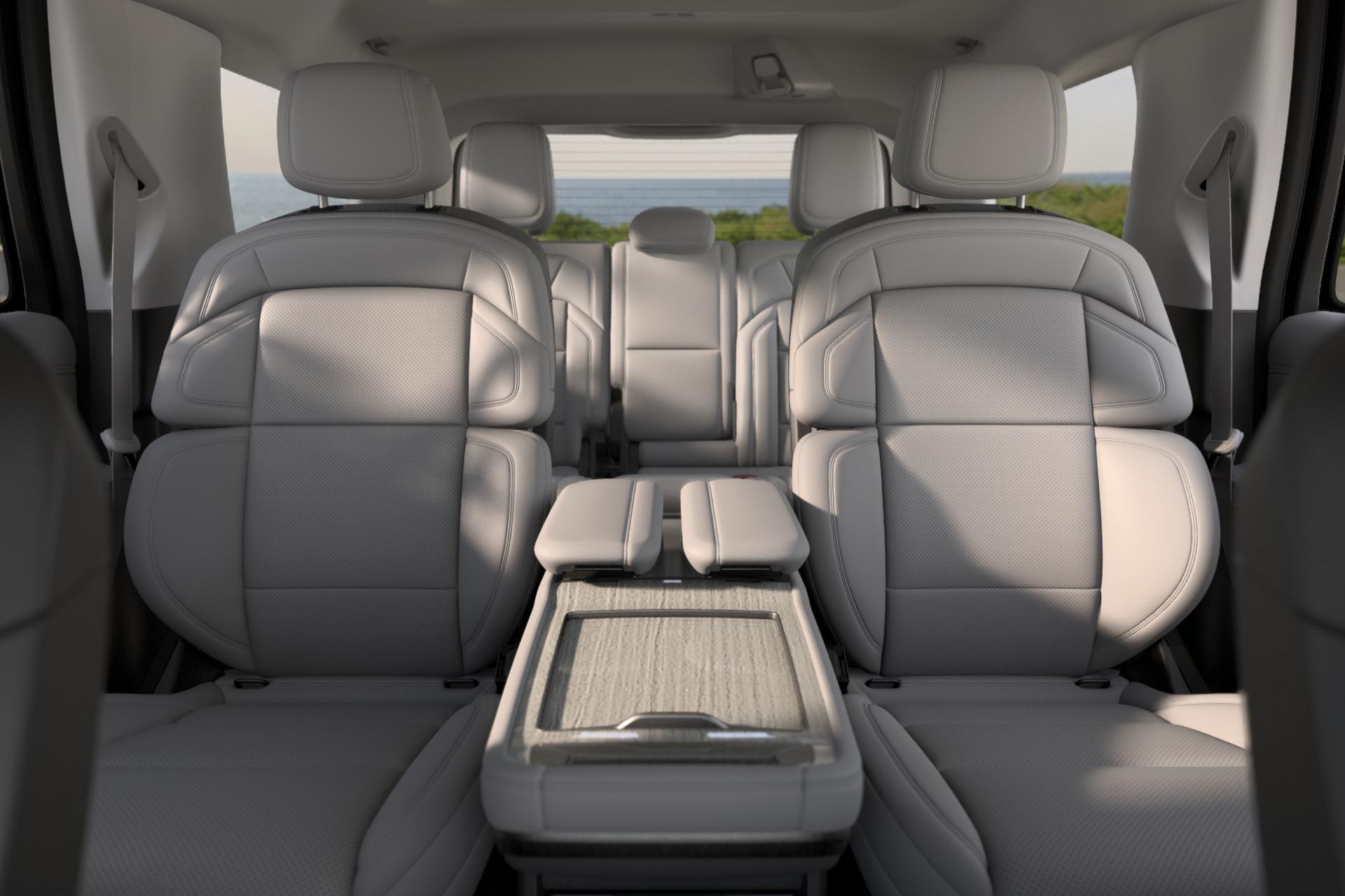 2026 Lincoln Navigator® Second-row options for first-class comfort