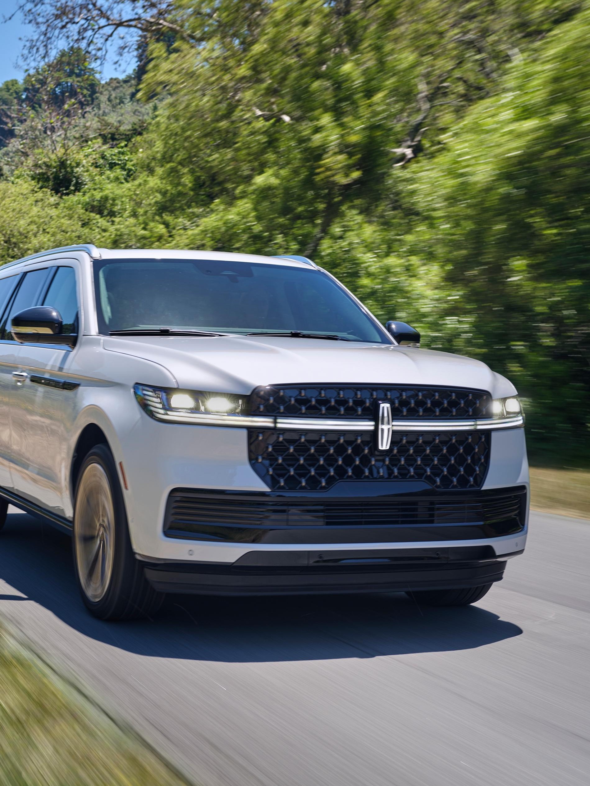2026 Lincoln Navigator® Power and capabilities
