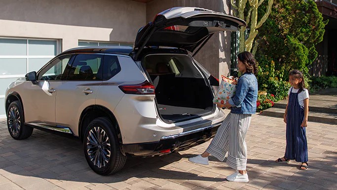 2026 Nissan Rogue Motion Activated Liftgate 